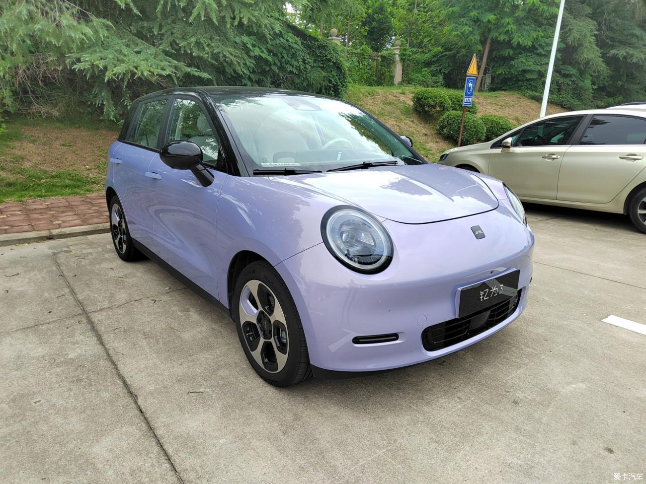 提车钇为3 的405km Pro版，以后上班路上有人陪着了