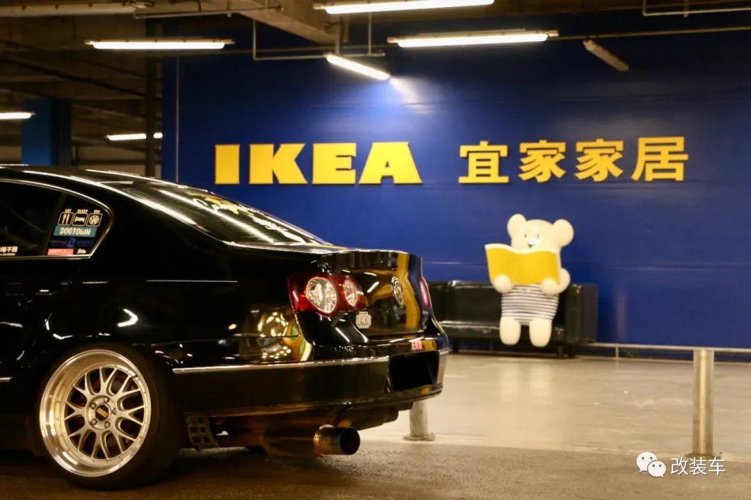 大众迈腾也能玩出"烂仔范"，绞牙战士的姿态还有点帅