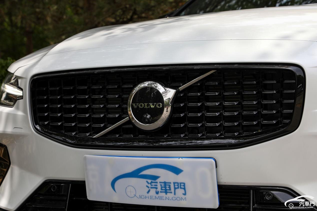优雅内敛的北欧“瓦罐儿” 试驾沃尔沃V60