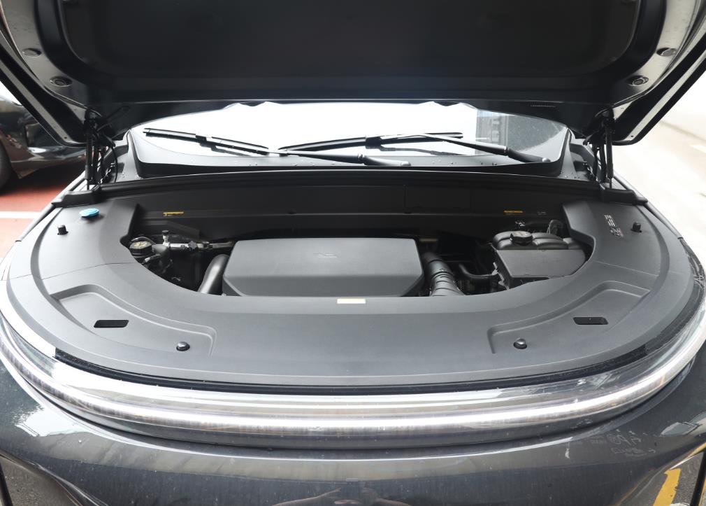 3系车主转投新能源SUV，理想L7和岚图FREE谁更适合他？