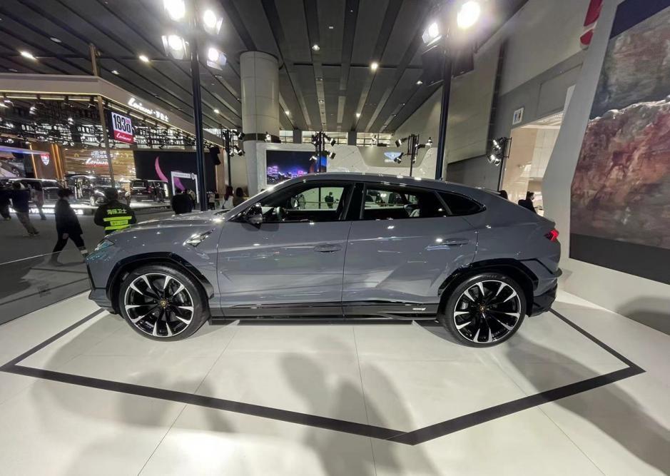 297万的兰博基尼Urus S，4.0T双涡增V8，买一台少一台了