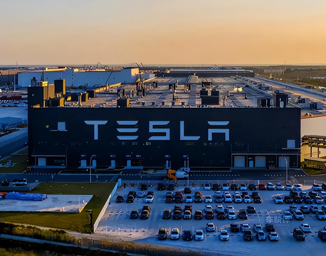 特斯拉Model 3美国又降价，国内再降价还远吗？