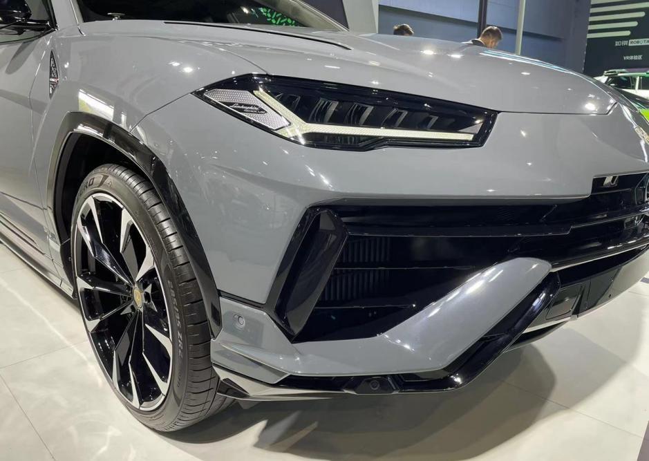297万的兰博基尼Urus S，4.0T双涡增V8，买一台少一台了