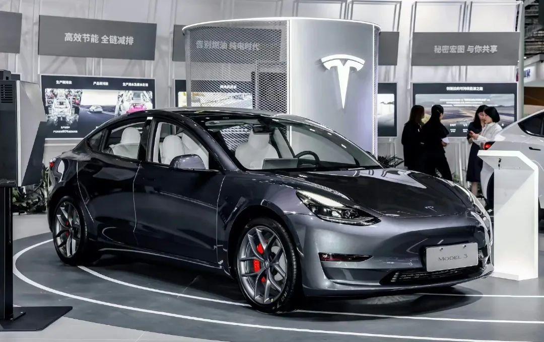 特斯拉立降3500，不降价承诺书成一纸空文？