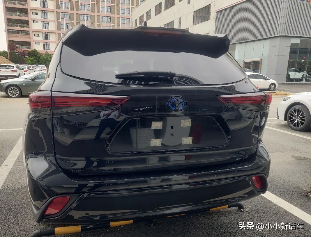 起售价降至24.88万，满油续航1226KM，配置升级，汉兰达更香了？