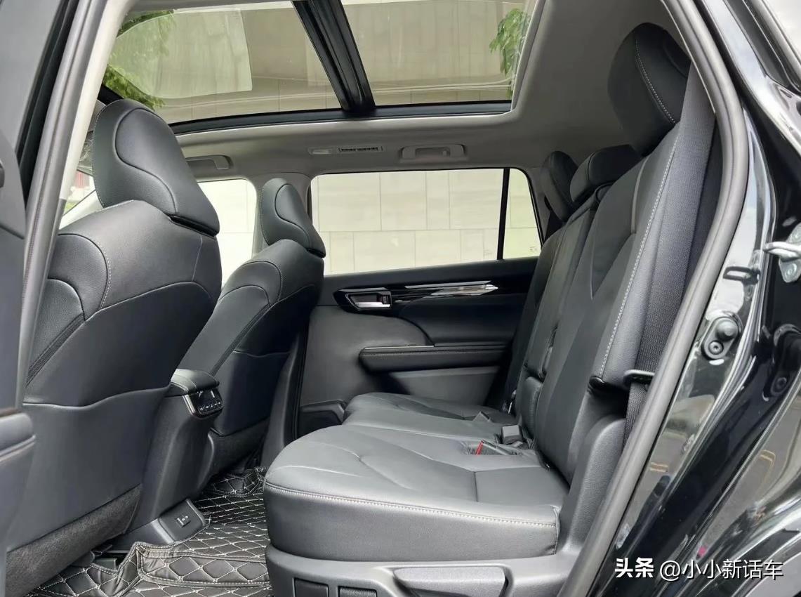 起售价降至24.88万，满油续航1226KM，配置升级，汉兰达更香了？