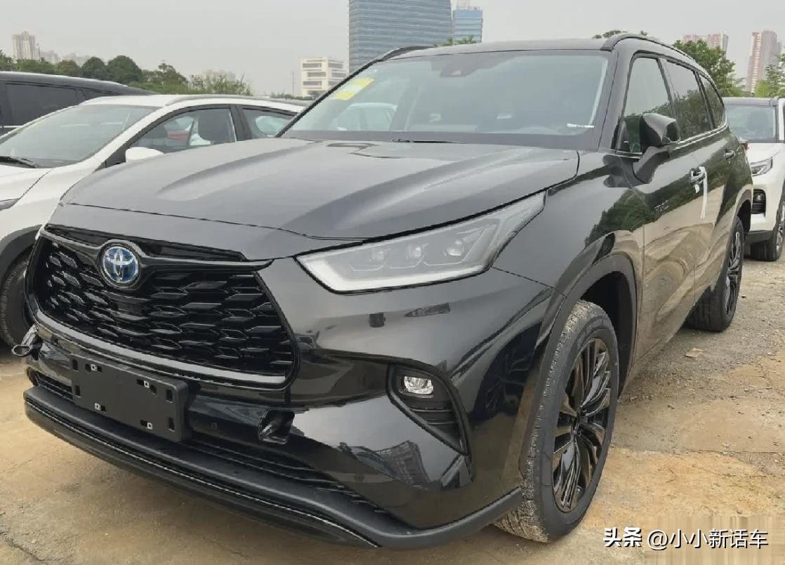 起售价降至24.88万，满油续航1226KM，配置升级，汉兰达更香了？