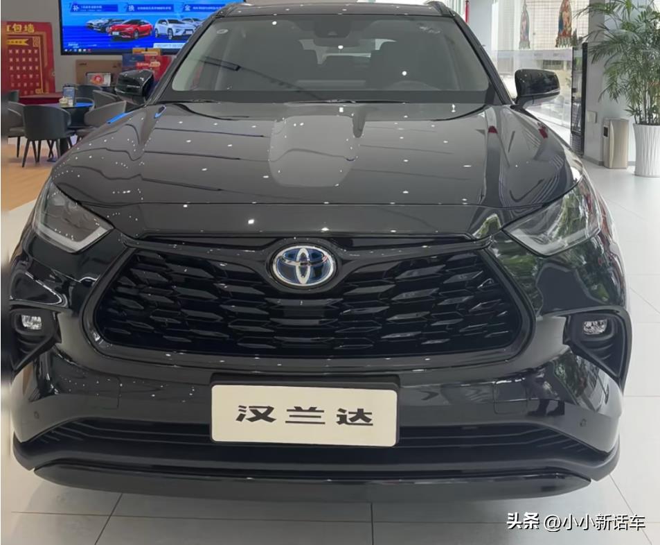 起售价降至24.88万，满油续航1226KM，配置升级，汉兰达更香了？
