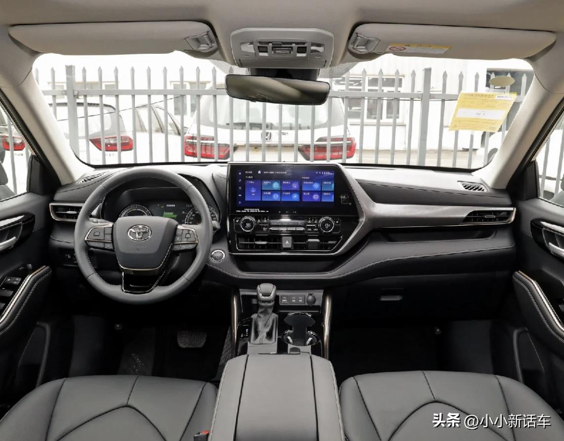 起售价降至24.88万，满油续航1226KM，配置升级，汉兰达更香了？