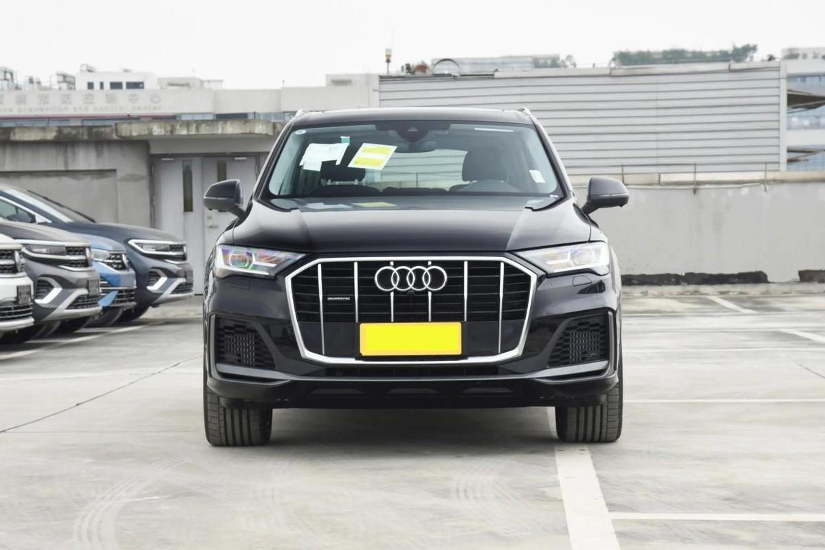 有奥迪Q7真没必要看X5，纯进口、价格更低，还配3.0T V6+全时四驱