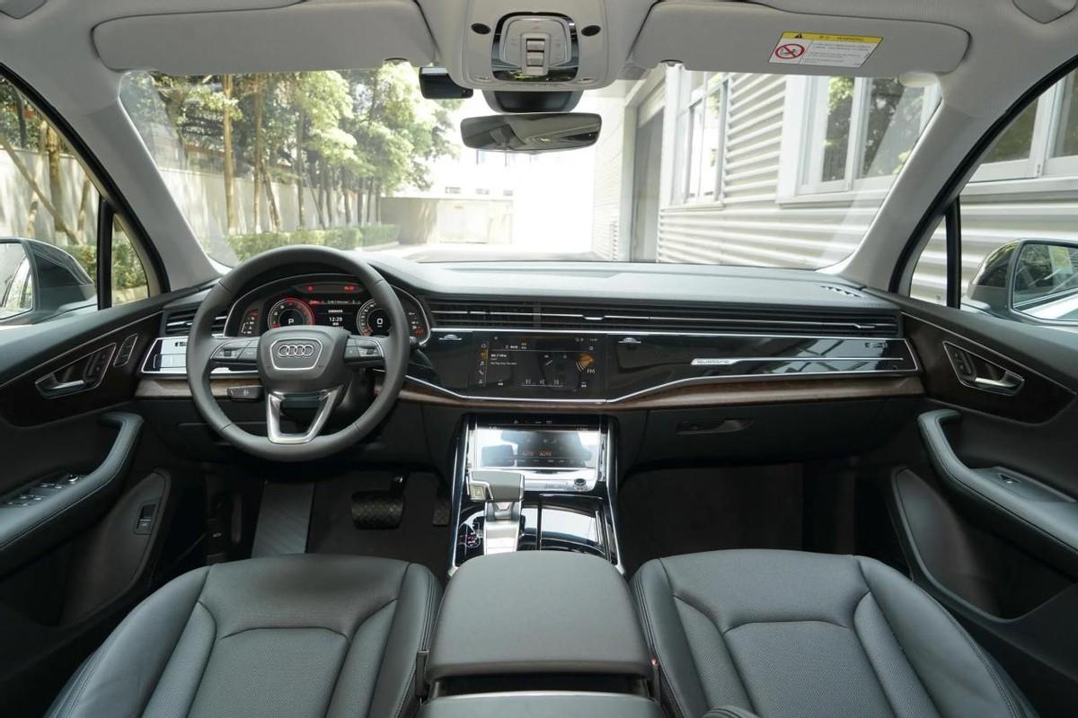 有奥迪Q7真没必要看X5，纯进口、价格更低，还配3.0T V6+全时四驱