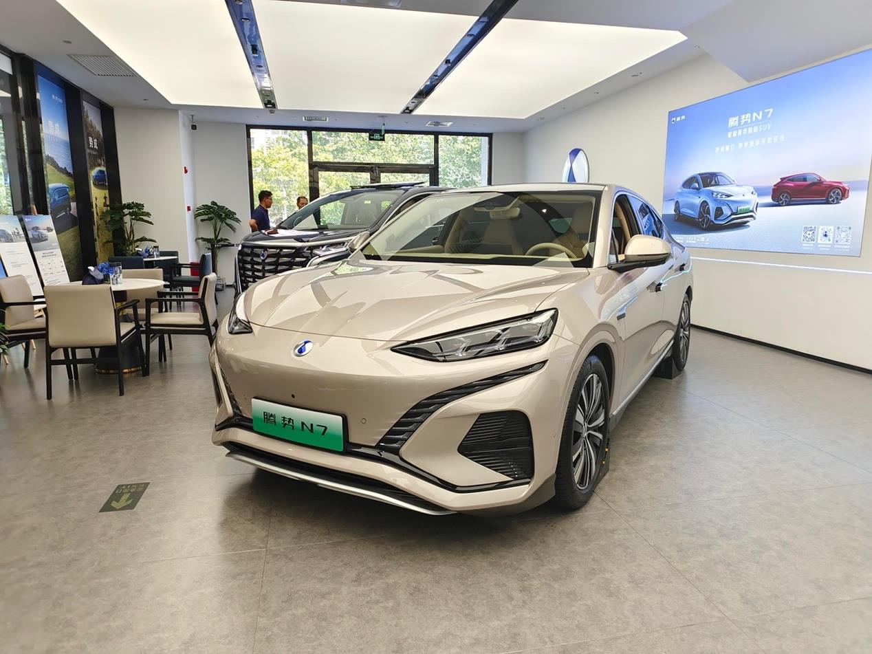 探店腾势N7：盲定订单超两万，次顶配最热销，1个月内可提车！