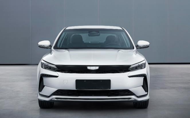 不要怂就是干，2024款帝豪L HiP冠军版上市，直指秦PLUS？
