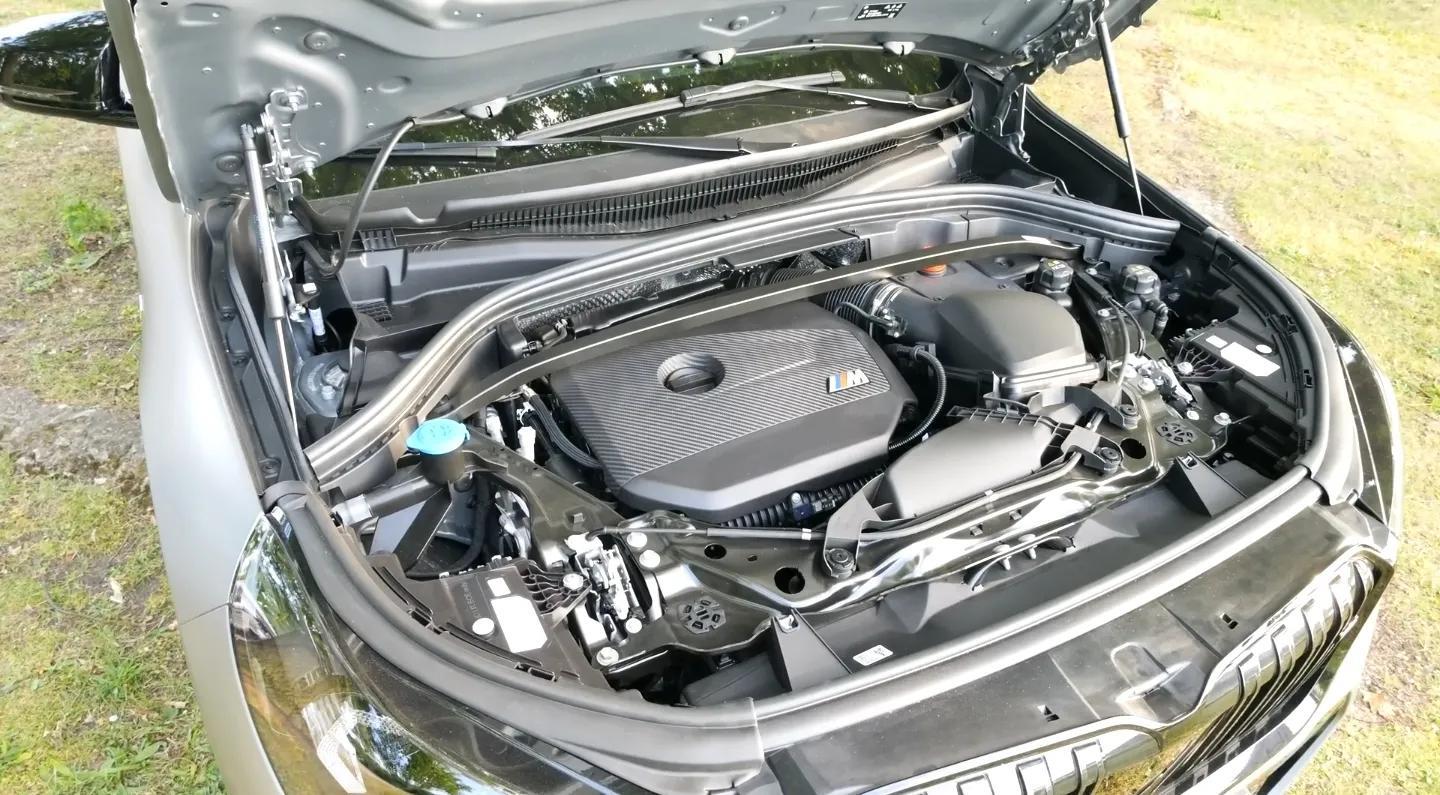 2.0T+四驱 体验全新宝马X1 xDrive M35i