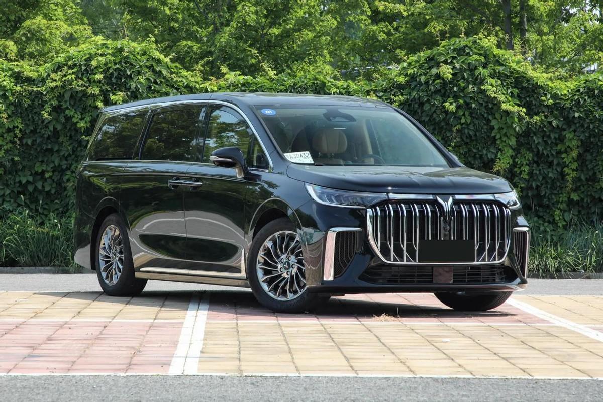 二孩宝爸增购中大型MPV，看中了岚图梦想家和别克GL8，谁更合适？