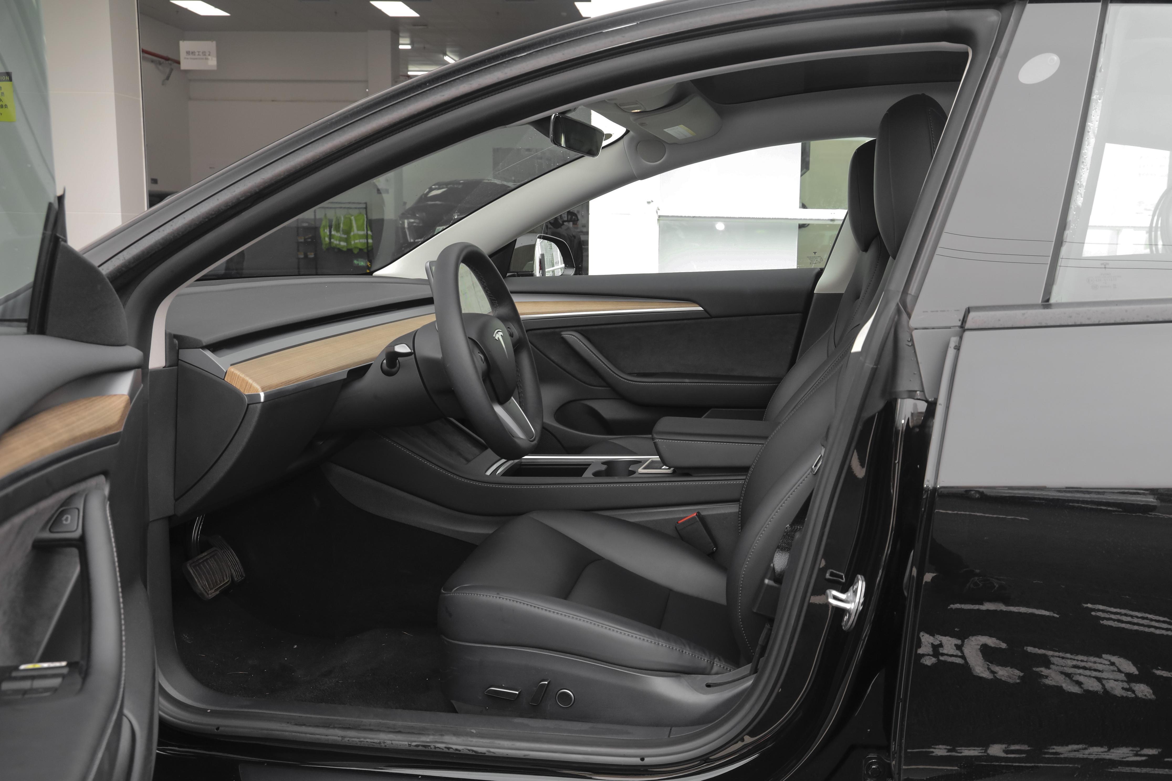 6月销量超2.2万辆，最快3.3s破百，首付7万买特斯拉Model 3怎么样