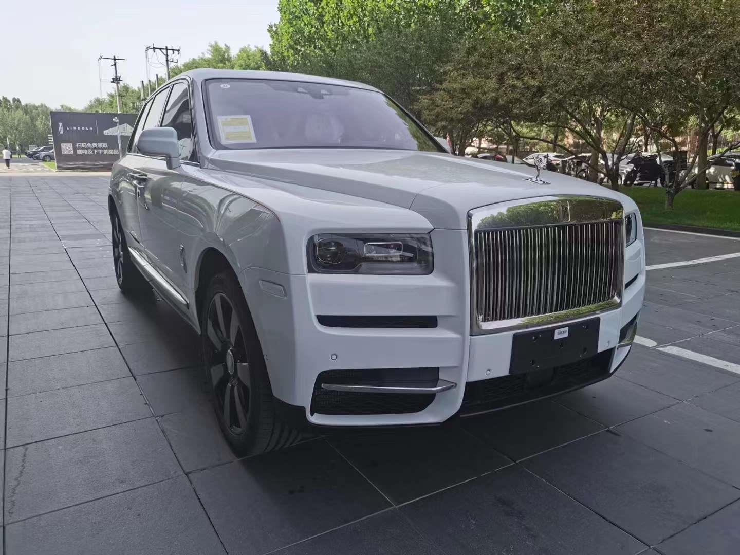 劳斯莱斯库里南 4座 配色稀缺 价格美丽 地表最强SUV