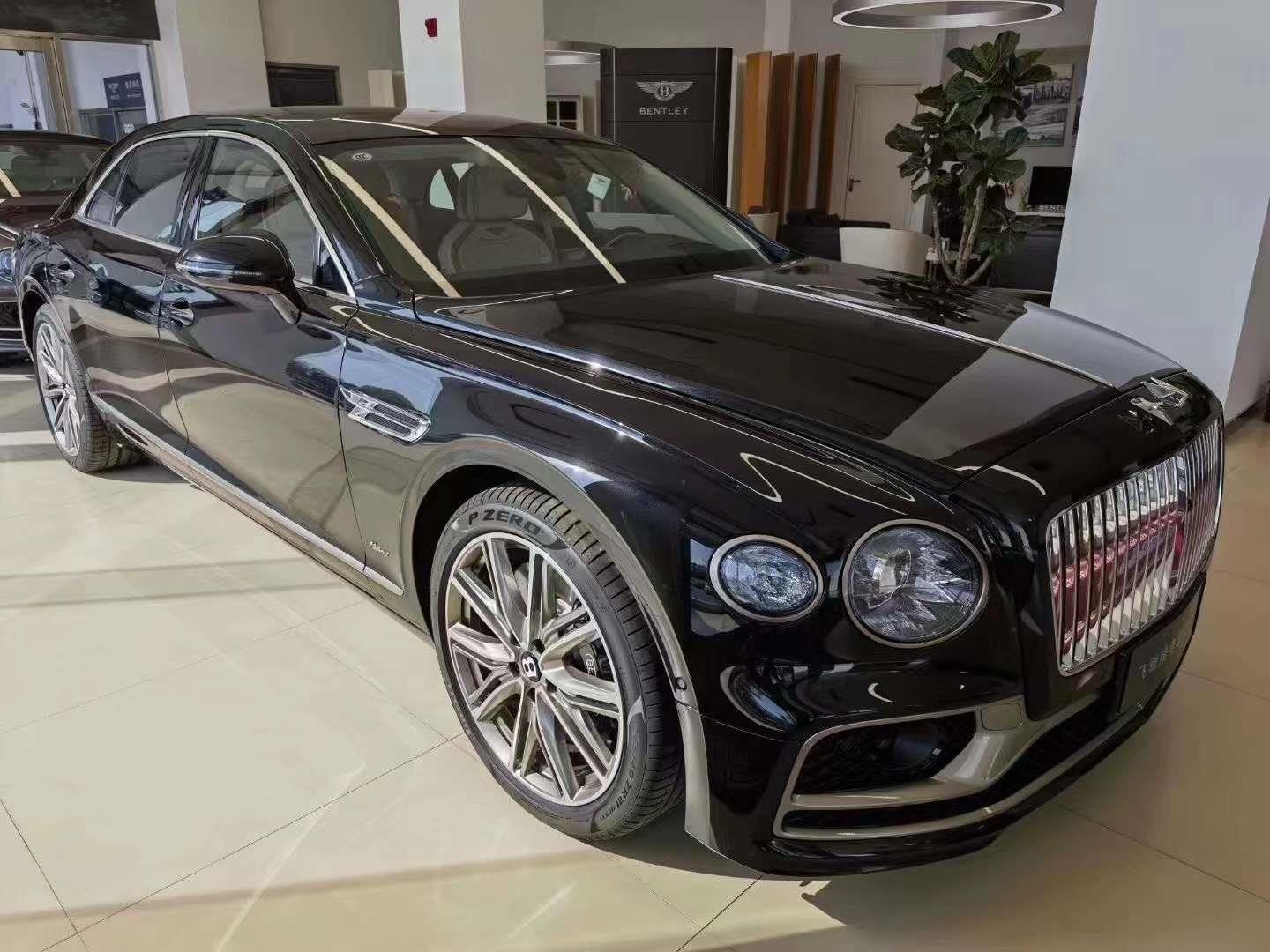 22款宾利飞驰混动V6遨世版 284不含税现车