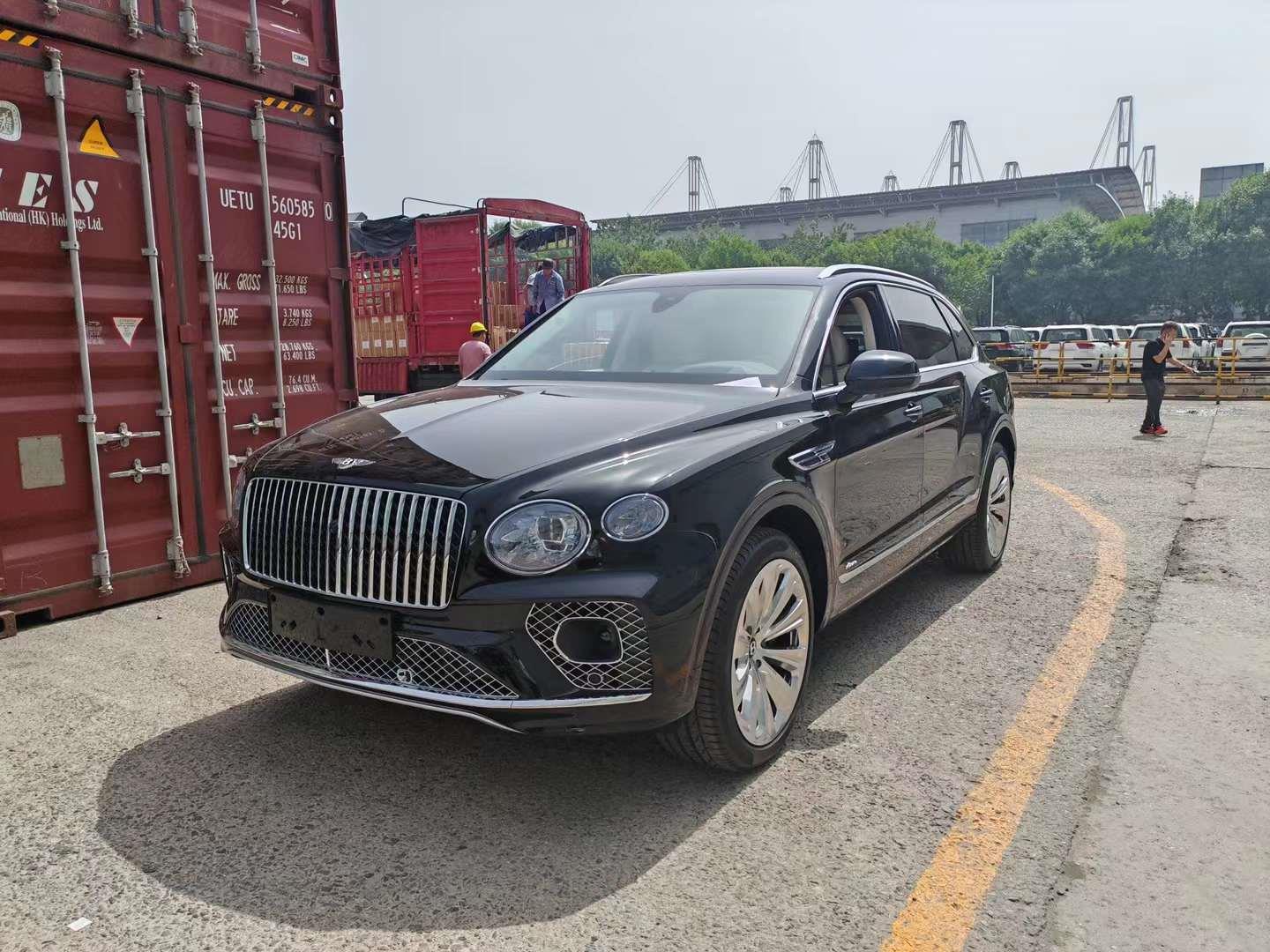 23款宾利添越长轴限量首发版 全国最高配 四座现车