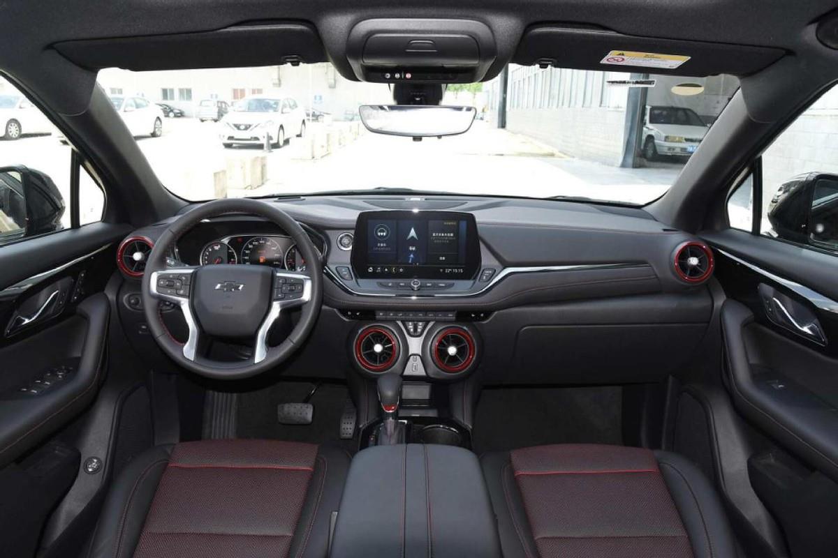 20万能买的中大型SUV，配2.0T+9AT+48V，还是合资大厂，开拓者