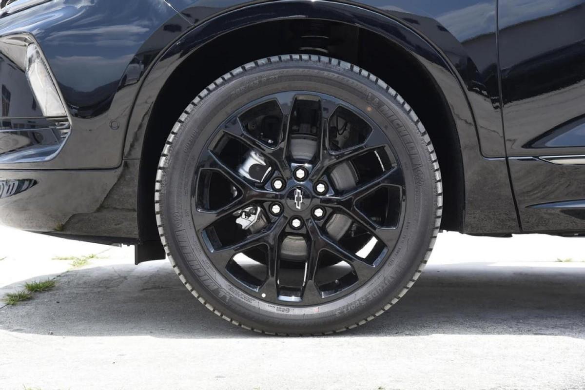 20万能买的中大型SUV，配2.0T+9AT+48V，还是合资大厂，开拓者