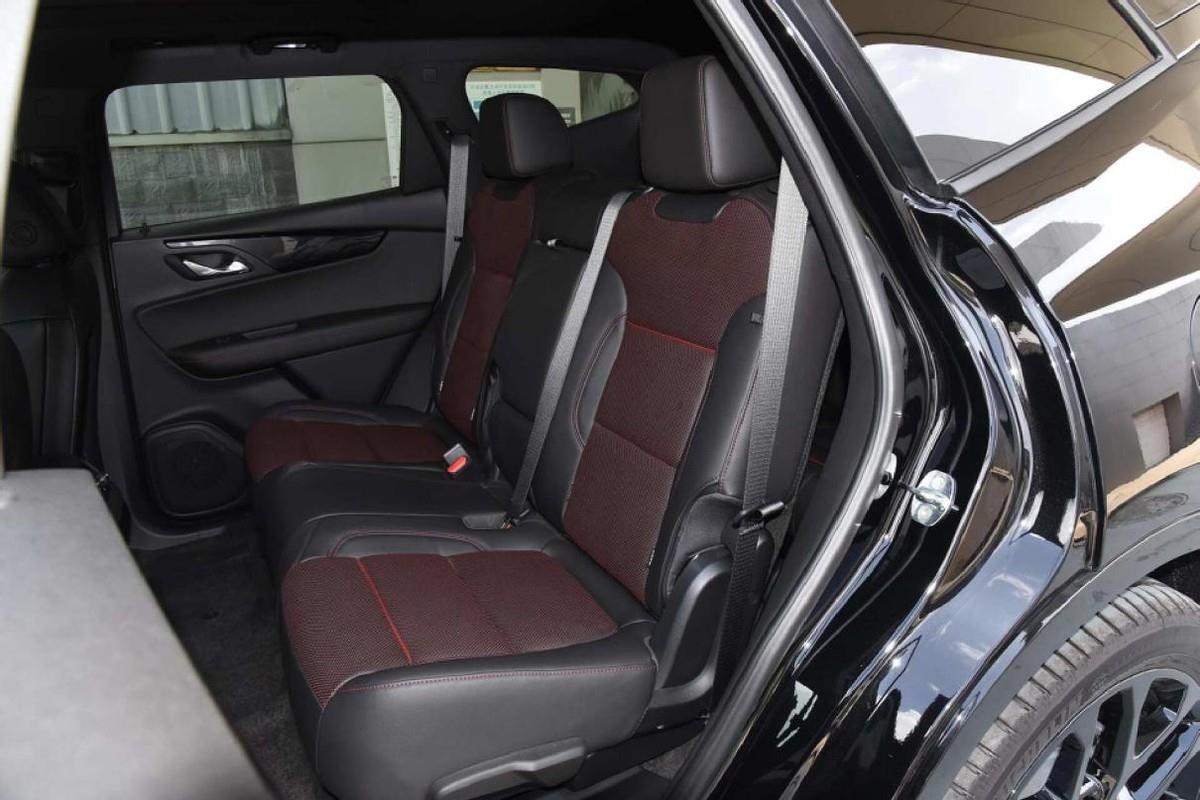 20万能买的中大型SUV，配2.0T+9AT+48V，还是合资大厂，开拓者