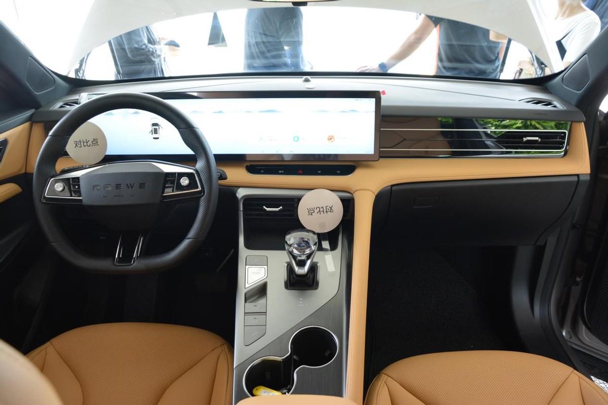 谁才是高品质主流SUV？全新荣威RX5对比上汽大众途观L