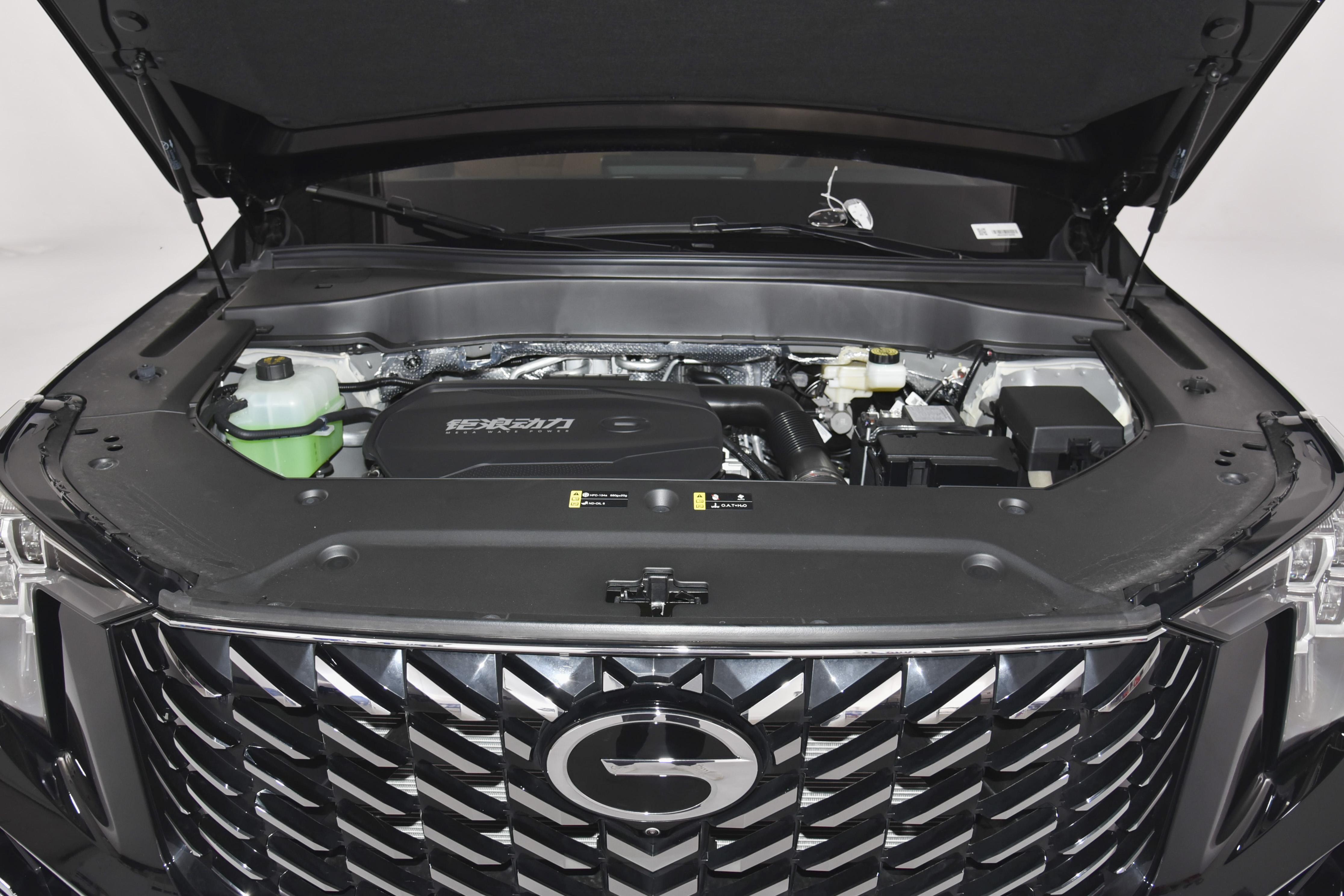 预算20多万买中型SUV？5座一汽红旗HS5与7座广汽传祺GS8谁更好？