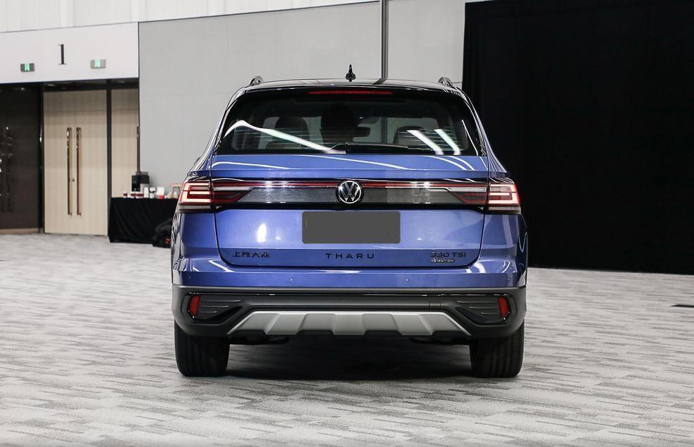 同样是2.0T的紧凑型SUV，红旗HS3和大众途岳能有多大差距？