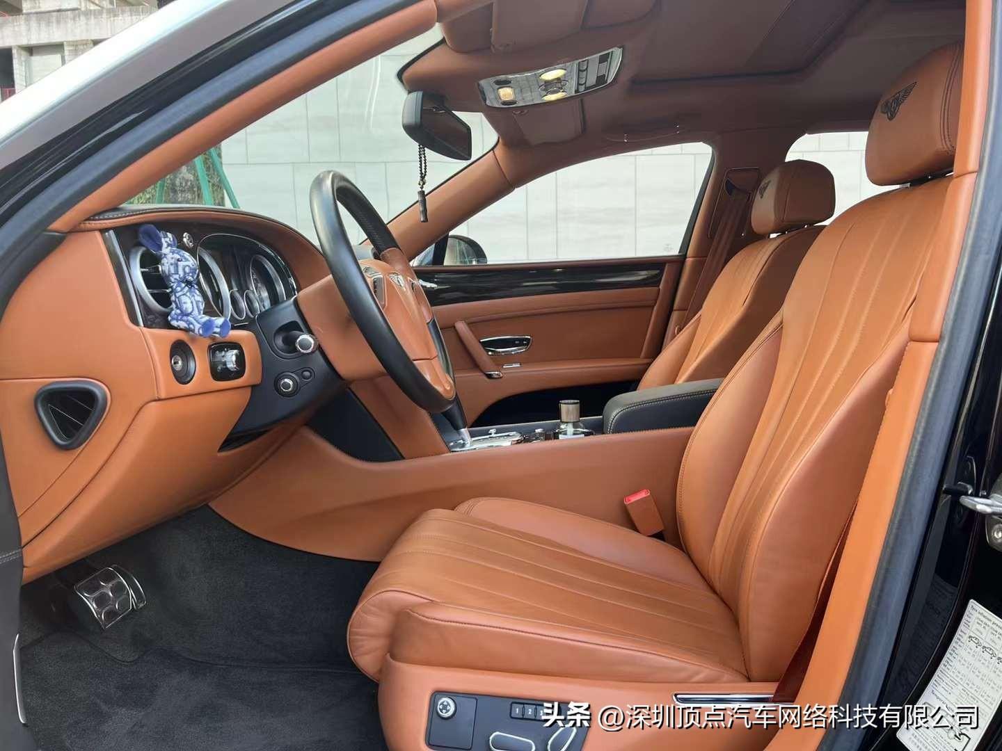 16年宾利飞驰 4.0T V8 8万公里 原版车况 喜欢把握