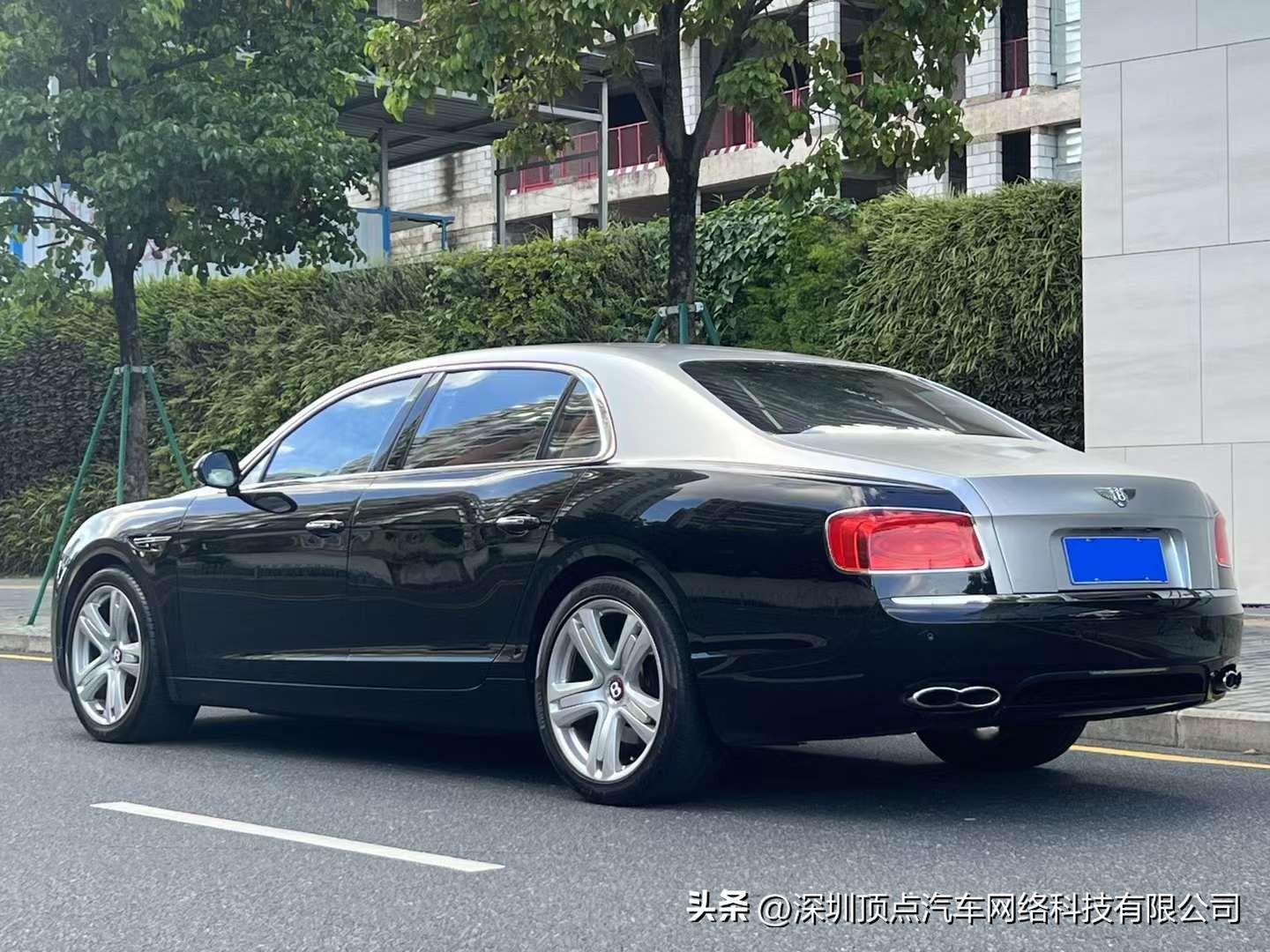 16年宾利飞驰 4.0T V8 8万公里 原版车况 喜欢把握