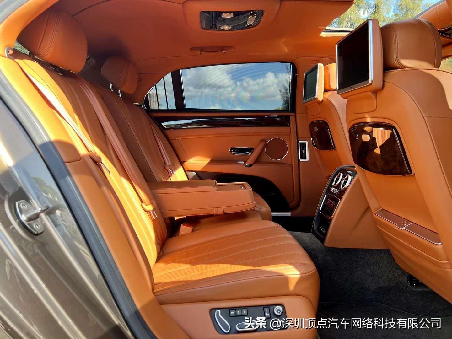 16年宾利飞驰 4.0Ｔ V8 3万公里 价格美丽