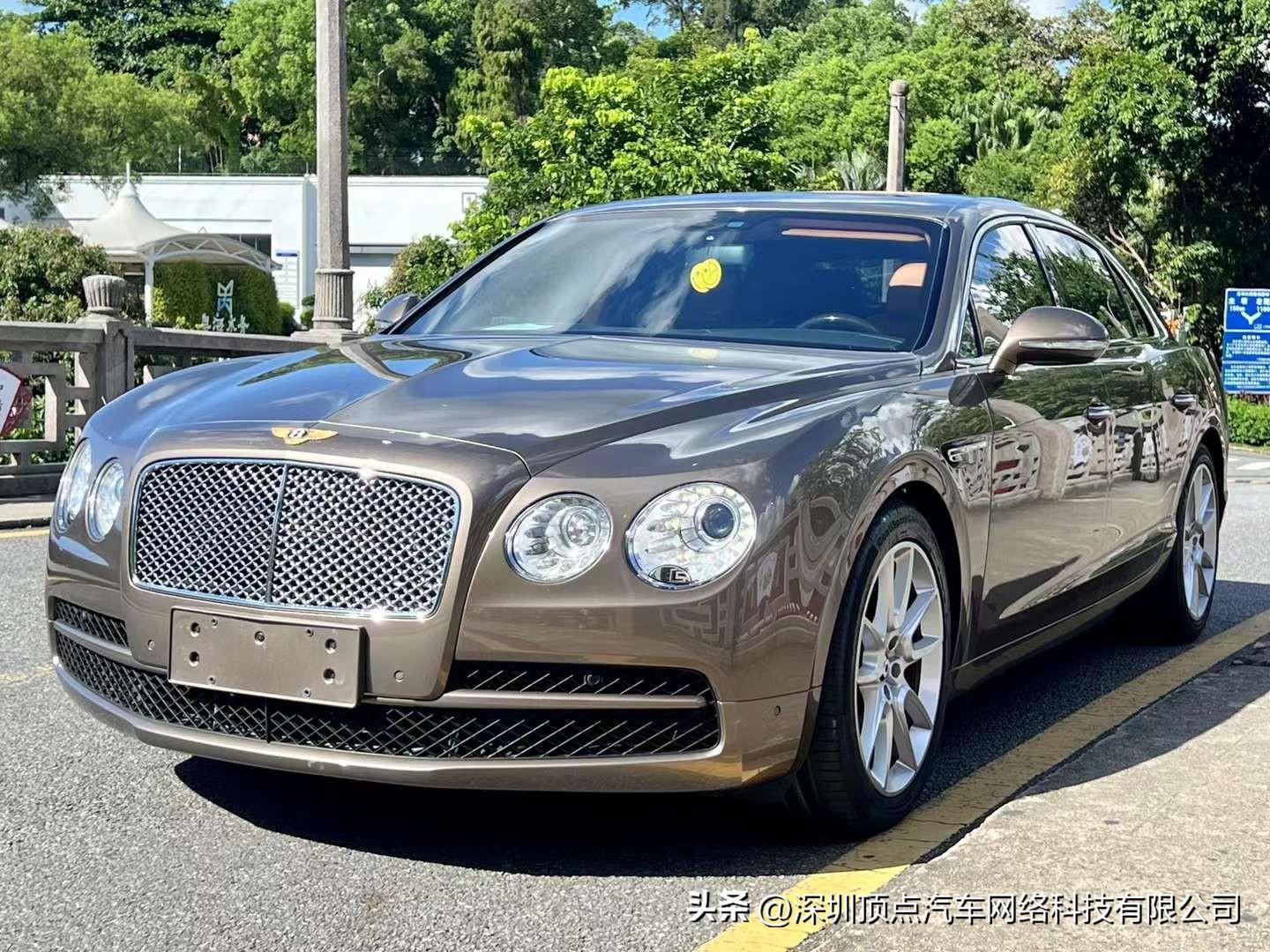 16年宾利飞驰 4.0Ｔ V8 3万公里 价格美丽