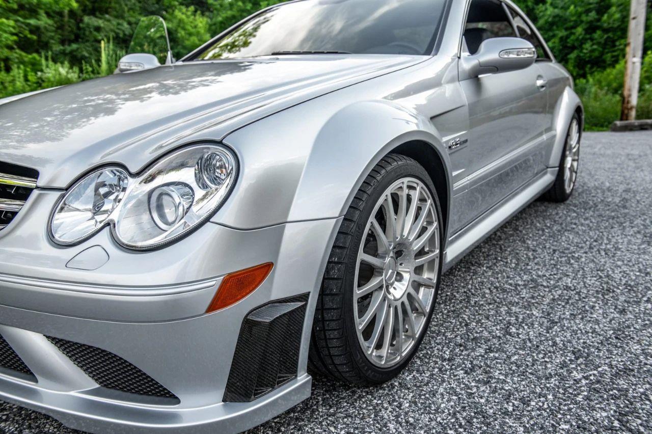 AMG首款6.2 V8来自于此！仅行驶2万公里奔驰CLK63 Black低价成交