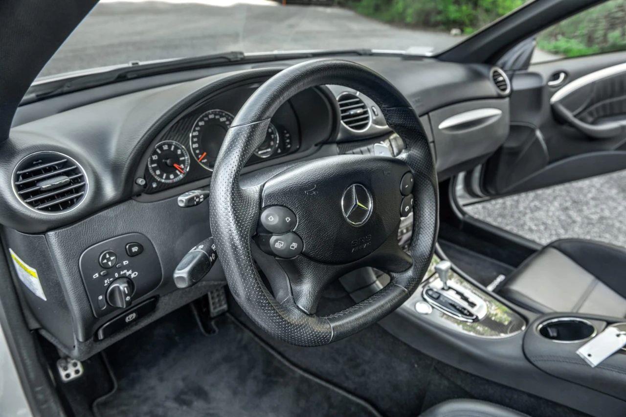 AMG首款6.2 V8来自于此！仅行驶2万公里奔驰CLK63 Black低价成交