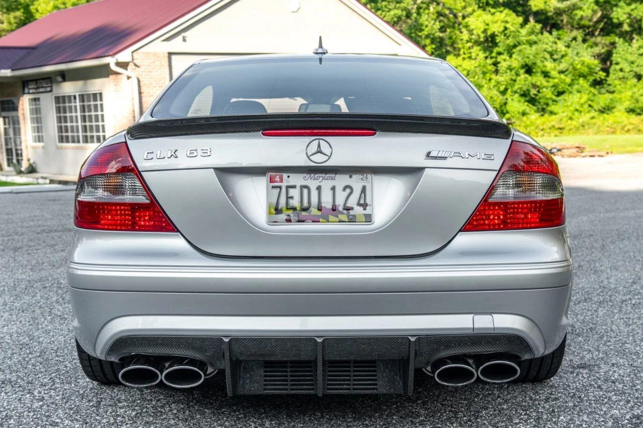 AMG首款6.2 V8来自于此！仅行驶2万公里奔驰CLK63 Black低价成交