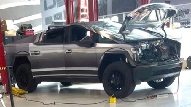 特斯拉 Cybertruck 最新透图，被发现采用福特 F-150 包装