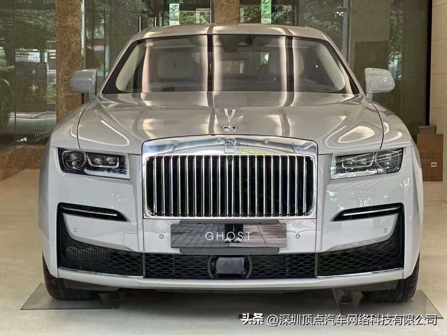 古思特标轴 风暴灰外漆 5座沙发座椅 流星顶 购车优惠力度疯狂