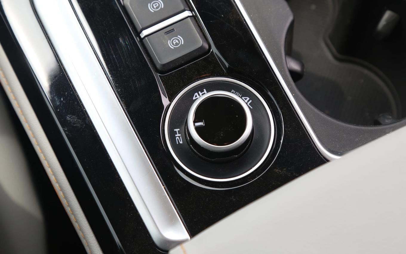 皮卡实力派，试驾江西五十铃全新D-MAX V-CROSS