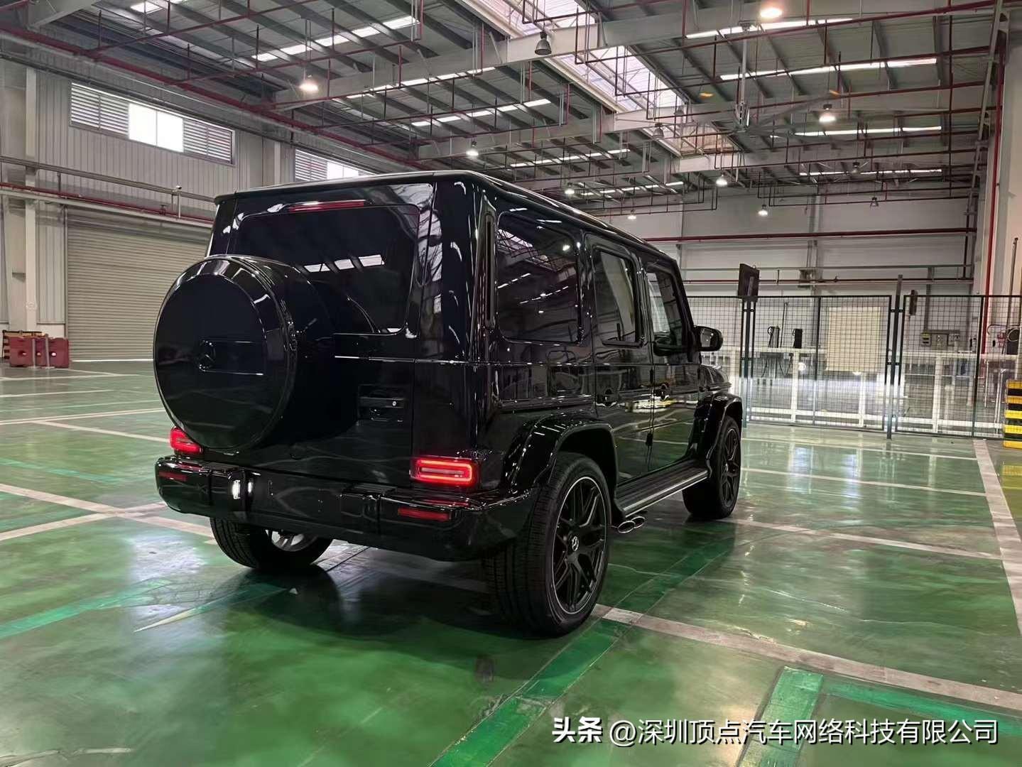 23款欧版奔驰G63 原码 全国上牌 黑红满配现车290随时提