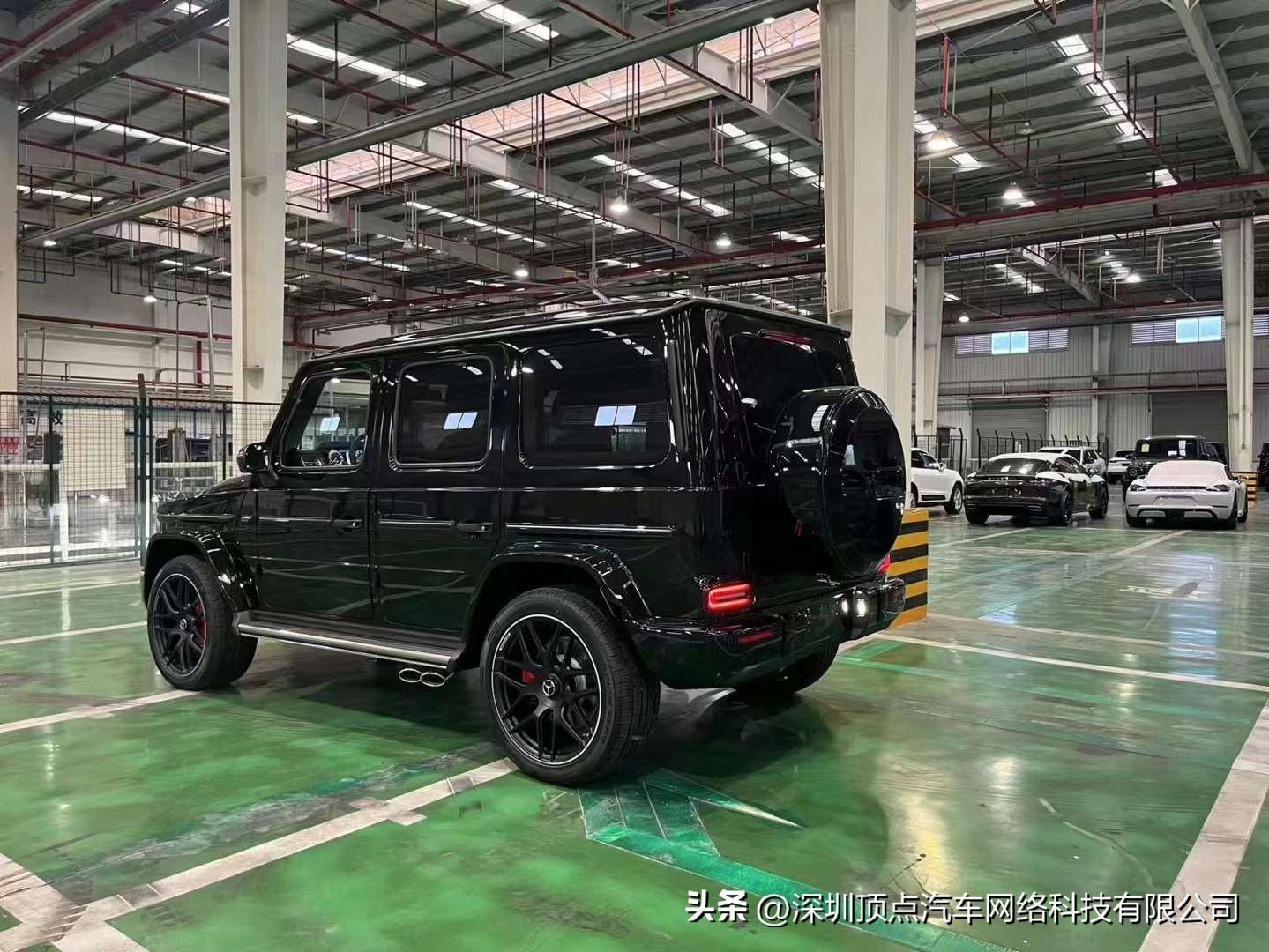 23款欧版奔驰G63 原码 全国上牌 黑红满配现车290随时提