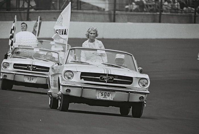 现实版车房宝物？废弃数十年的1966年福特Mustang Project