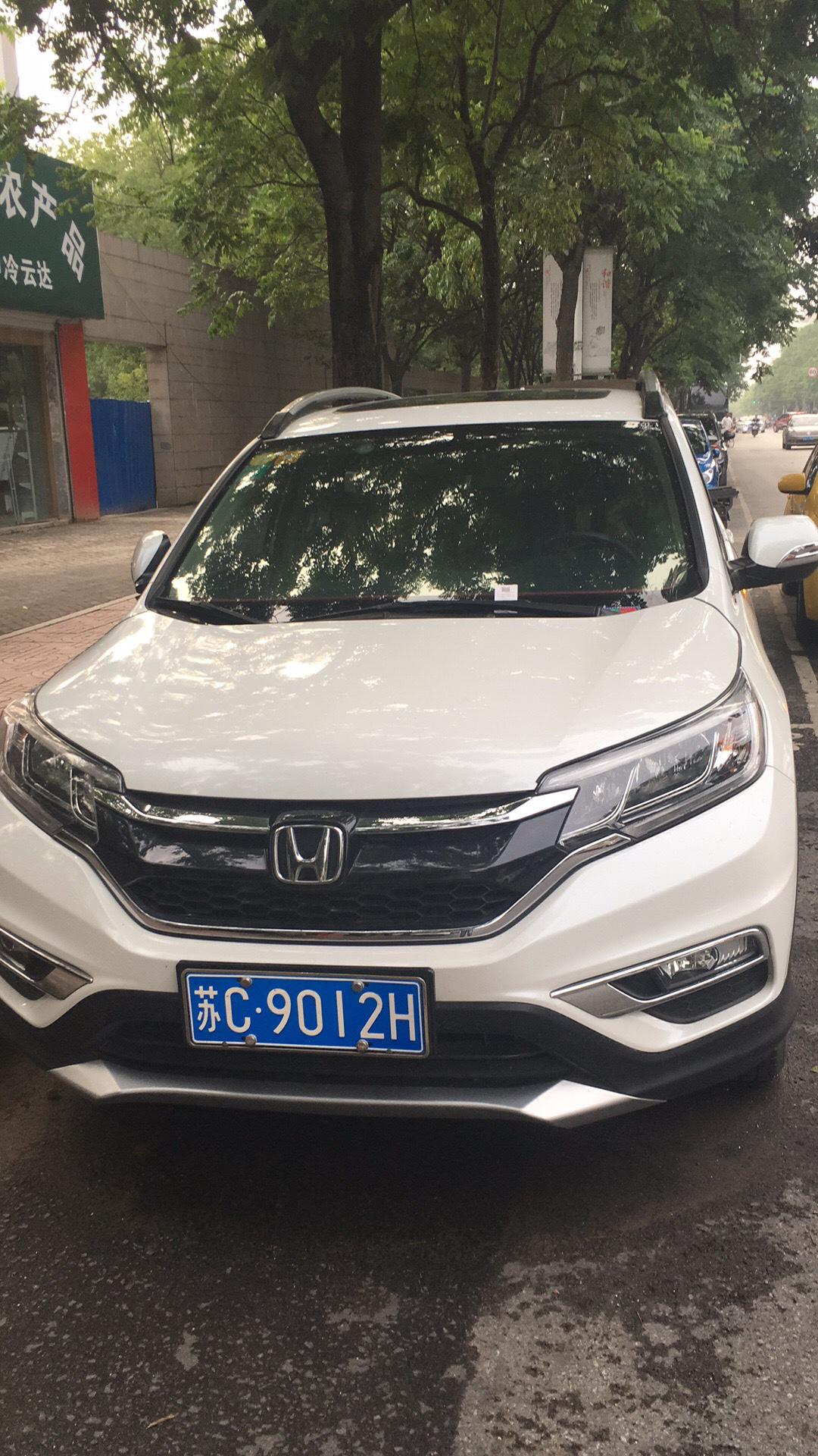 本田CR-V 有2016款crv 吗？我就想问问大家现在油耗百公里8个油，是不是高了，