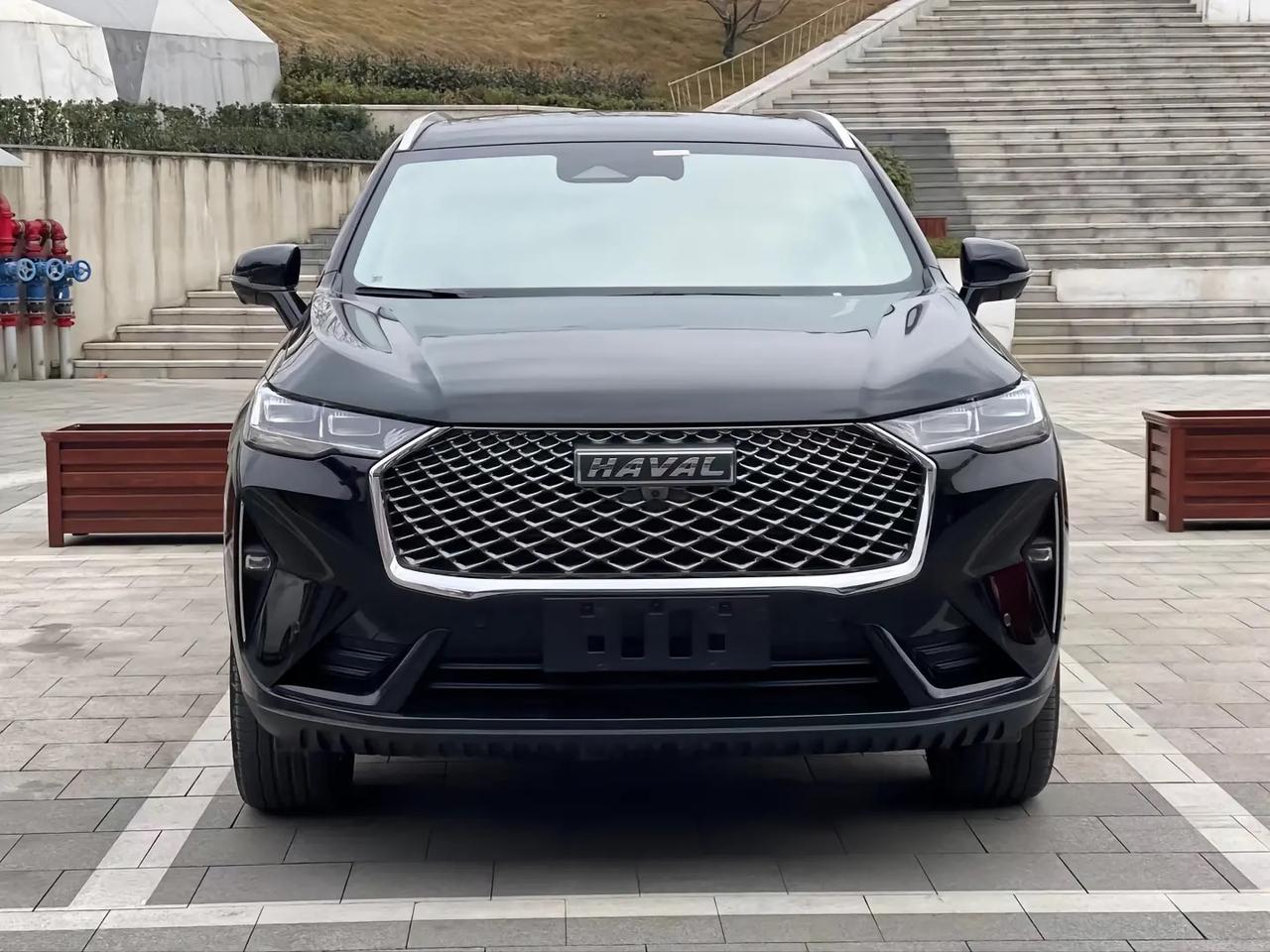 哈弗H6 哈弗第三代H6 2022款1.5Tmax版本。全款落地价格119700  车友们这个价格合适吗？没买贵吧 送的