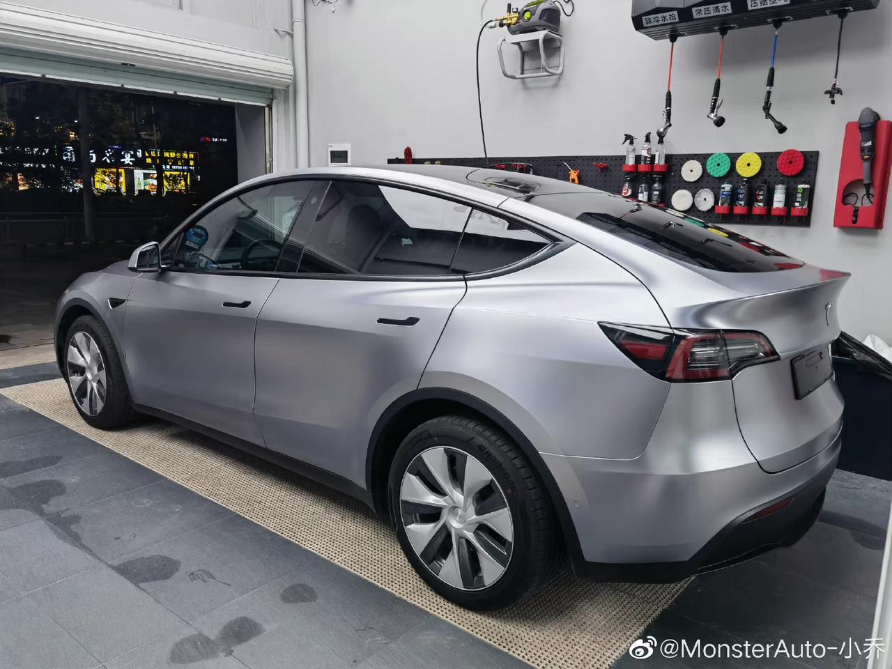 福特电马 兄弟们有没有什么模拟电马改色膜效果的app软件？