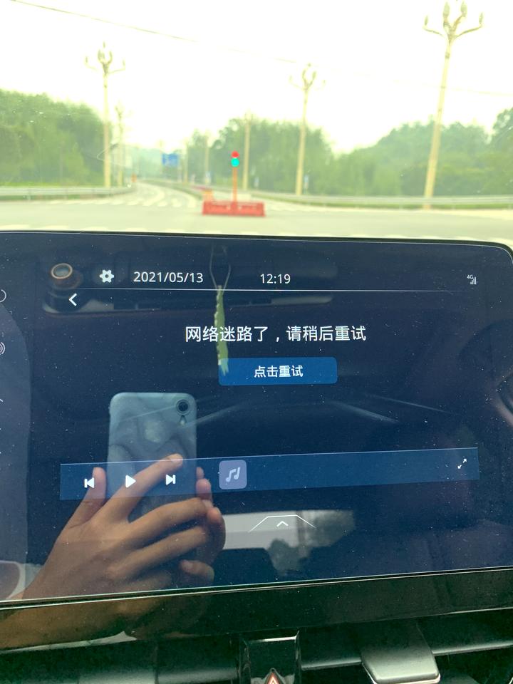 丰田凯美瑞 开了一个月就没有网络了！ 怎么回事呢？ 谁知道