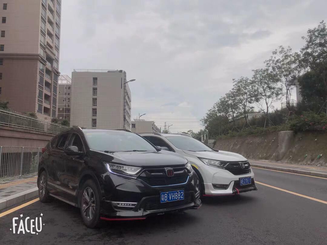 本田CR-V 风尚版自动驻车 有人说开启自动驻车 就是等红绿灯?方便  不要挂空挡 拉电子手刹  也有人说自动驻车  长
