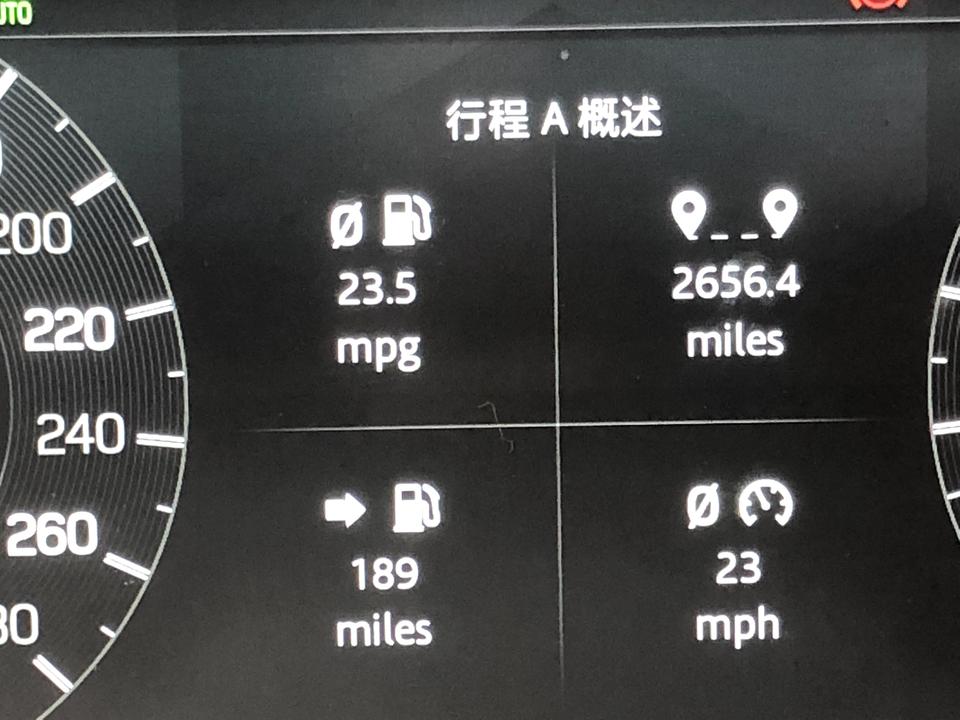 路虎发现运动版 系统升级3.0后，屏蔽里的字母怎么换成公里数啊。整不会了