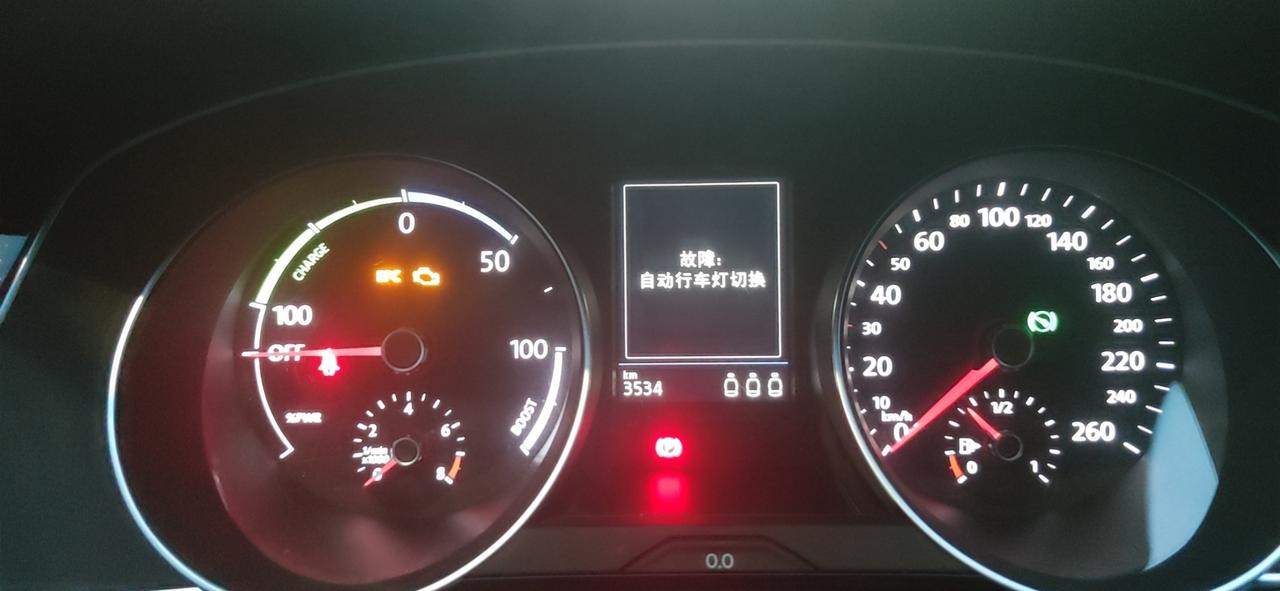 大众迈腾GTE 请问大家装的都是什么行车记录仪啊，在哪里取的电？求推荐，我之前装隐藏式的在雨感取电就跳自动大灯故障码