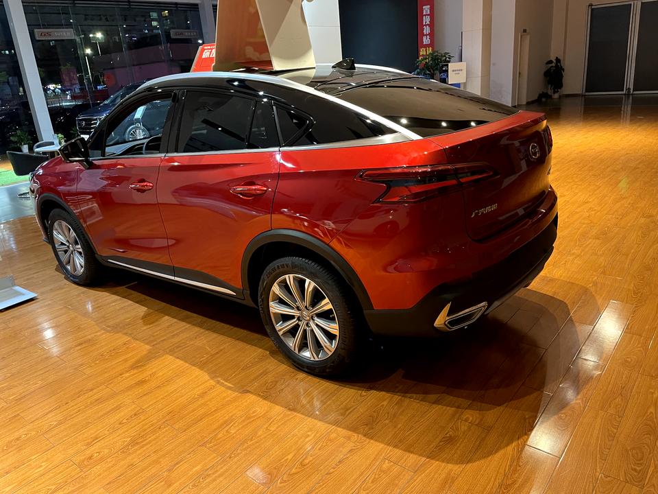 广汽传祺传祺GS4 Coupe gS4Coupe 昨天才提车  想问问 这个没有自动落锁/解锁功能吗 ？